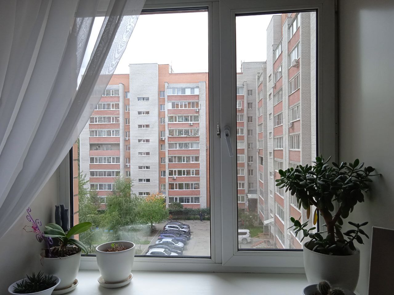 https://orsk.delaem-okna.ru/storage/app/uploads/public/63f/331/482/63f331482975f325093091.jpg